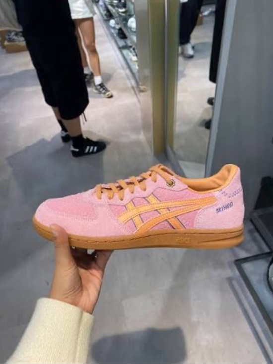 ASICS SKYHAND™ OG Sneakers New! - Picture 5 of 11